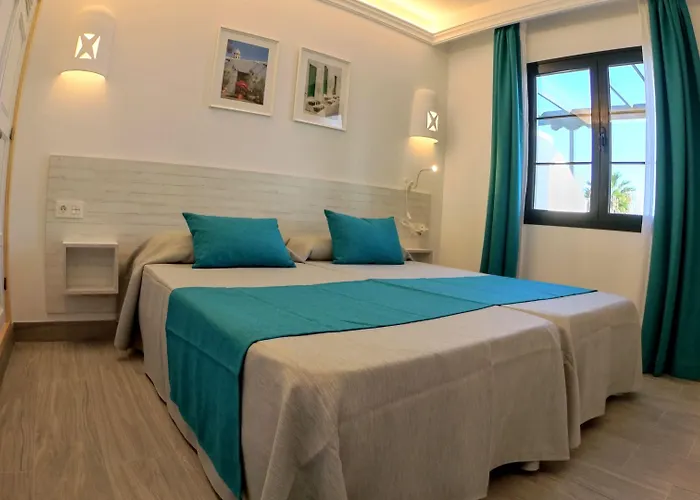 Palmeras Garden Apartment *