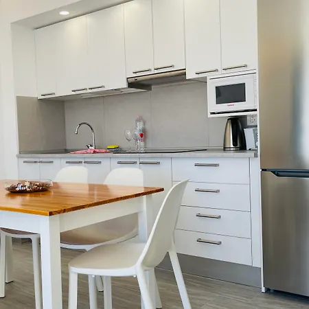 Palmeras Garden Apartment