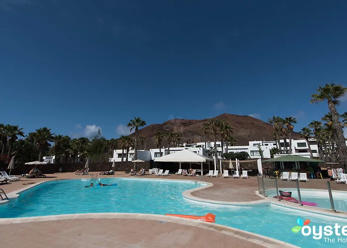 Palmeras Garden Daire *