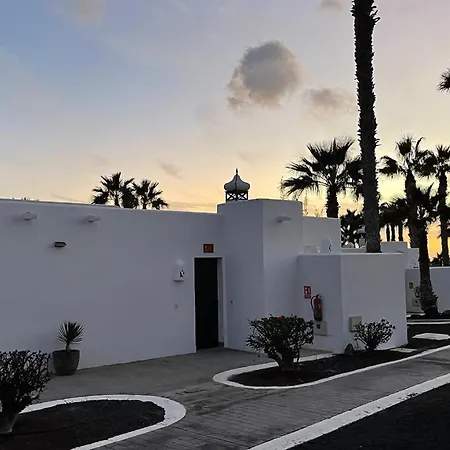 Palmeras Garden Apartman Playa Blanca