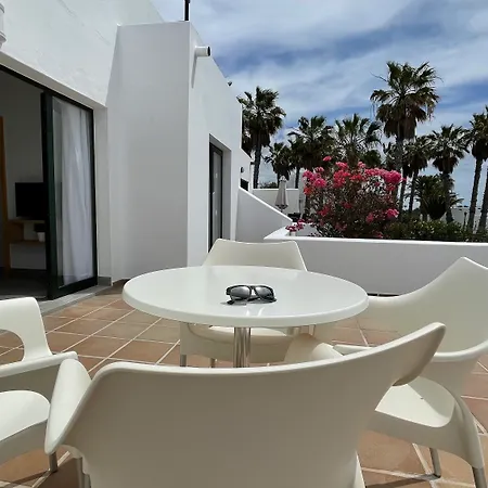 Palmeras Garden Playa Blanca