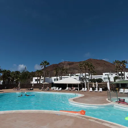 Palmeras Garden Lejlighed *